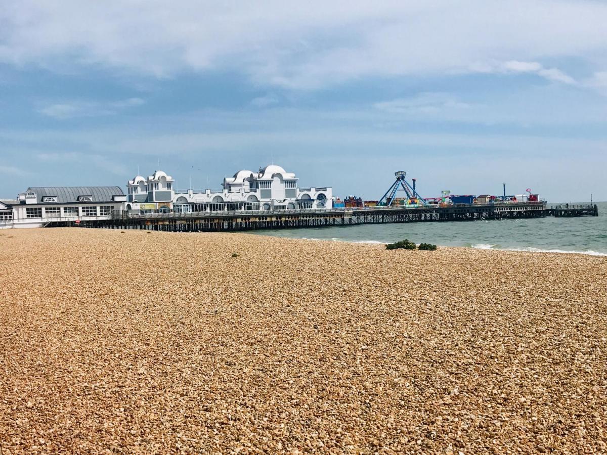 Somerset House Boutique Hotel And Restaurant Portsmouth Exterior photo